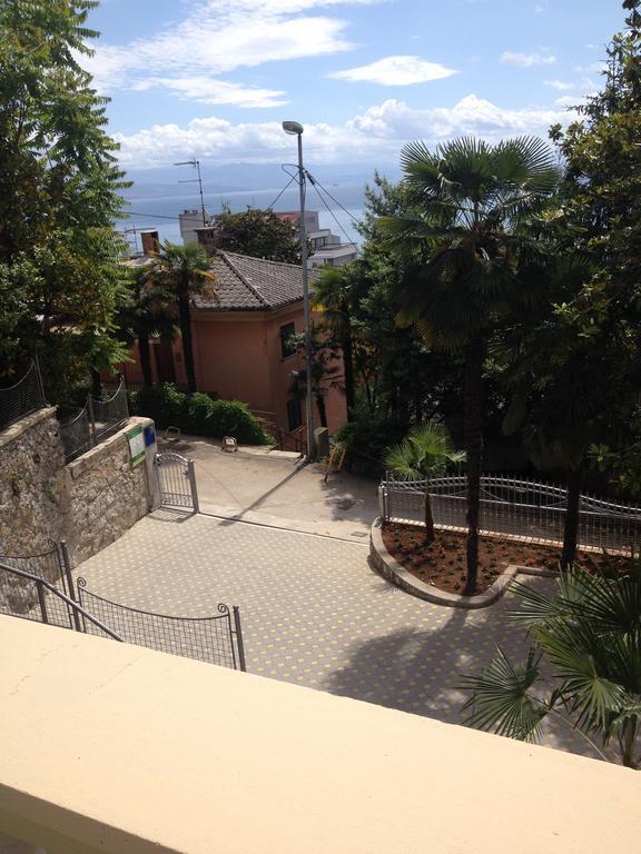 Apartments Villa Atta Opatija Extérieur photo