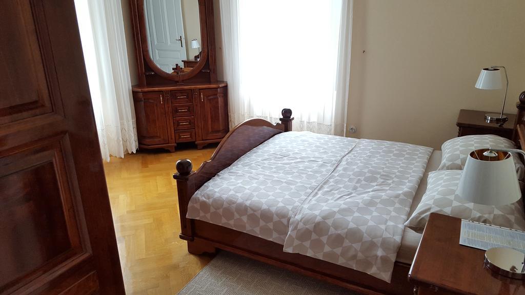 Apartments Villa Atta Opatija Extérieur photo