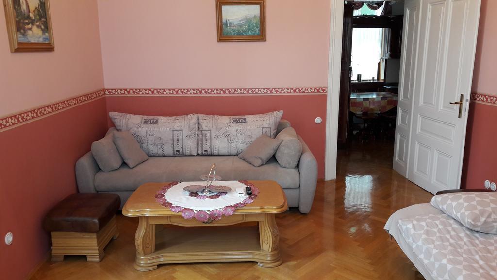 Apartments Villa Atta Opatija Extérieur photo