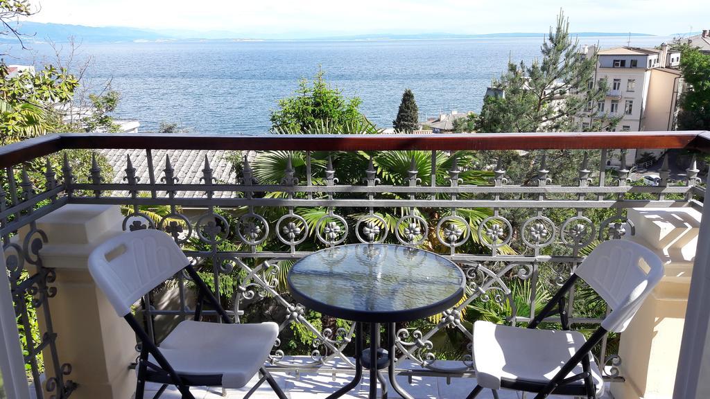 Apartments Villa Atta Opatija Extérieur photo