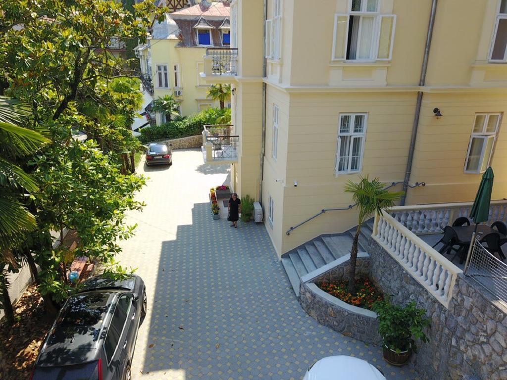 Apartments Villa Atta Opatija Extérieur photo