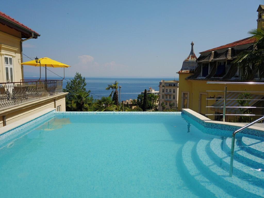 Apartments Villa Atta Opatija Extérieur photo