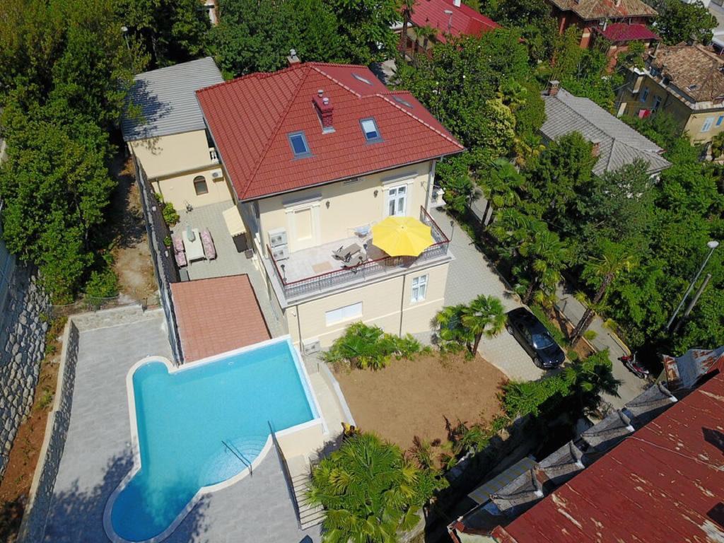Apartments Villa Atta Opatija Extérieur photo